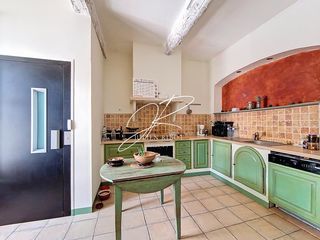  Maison � vendre 8 pi�ces 238 m�