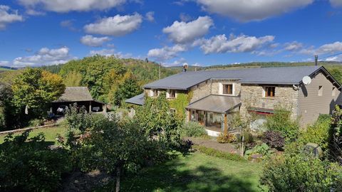   Superbe bien � 4 km de La Salvetat-sur-Agout Maison - 8 pi�ce(s) - 244 m�