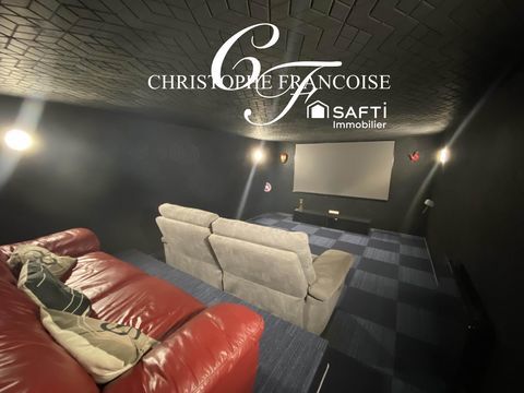   Maison 4 chambres de 200 m2. Posez vos valises ! Maison - 6 pi�ce(s) - 200 m�