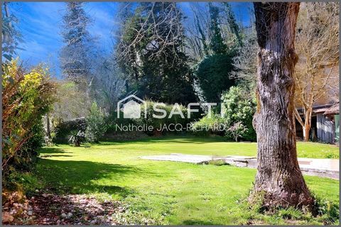   Belle maison familiale de 180m� r�nov�e dans un �crin de verdure - Lembras. Maison - 7 pi�ce(s) - 180 m�