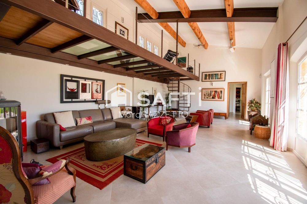 � vendre  Maison Lauris (84360)