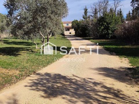   Mas r�cent de 220 m� � Issirac limite Gard Ard�che Maison - 8 pi�ce(s) - 220 m�