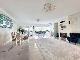  Maison � vendre 8 pi�ces 194 m�