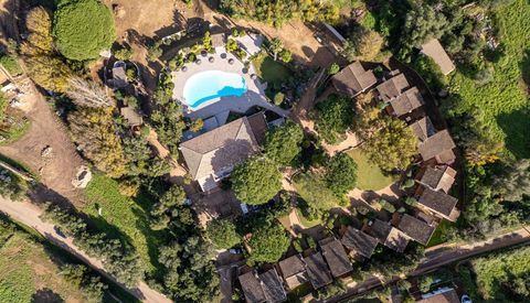 Ensemble immobilier &agrave; usage de r&eacute;sidence h&ocirc;teli&egrave;re proche de Palombaggia 3780000 20137 Porto-vecchio