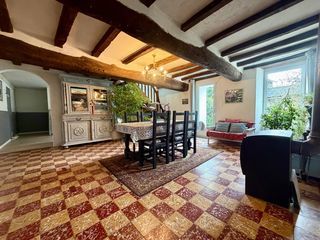  Maison � vendre 7 pi�ces 196 m�