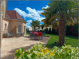  Maison � vendre 9 pi�ces 211 m�