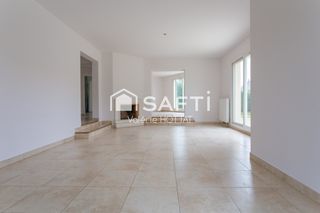  Maison � vendre 9 pi�ces 240 m�