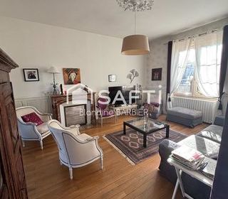  Maison � vendre 9 pi�ces 220 m�