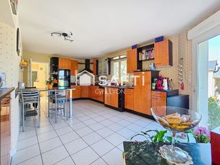  Maison � vendre 7 pi�ces 208 m�