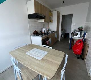  Appartement � vendre 4 pi�ces 81 m�