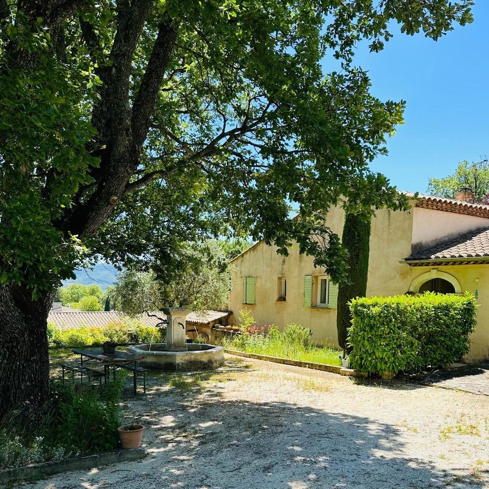 � vendre  Maison Mane (04300)