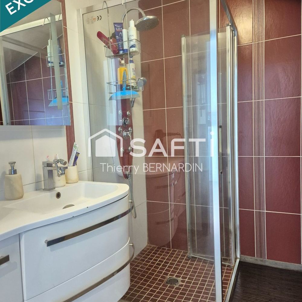 � vendre  Maison Villers-le-Lac (25130)