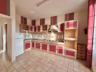  Maison � vendre 10 pi�ces 150 m�