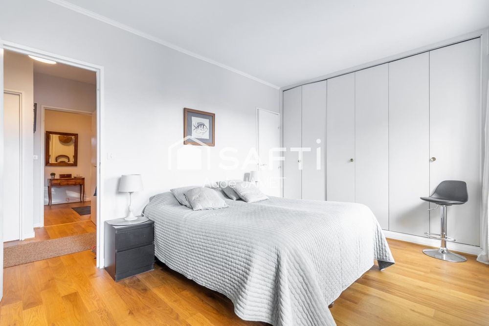 � vendre  Appartement Versailles (78000)