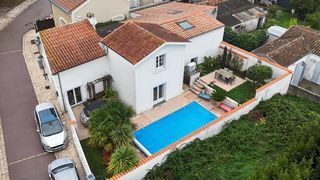  Maison � vendre 7 pi�ces 140 m�