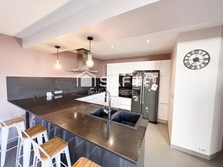  Maison � vendre 8 pi�ces 225 m�