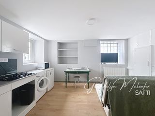  Immeuble � vendre 213 m�