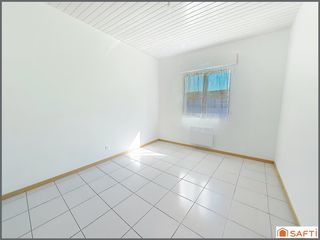  Maison � louer 4 pi�ces 85 m� Yzernay