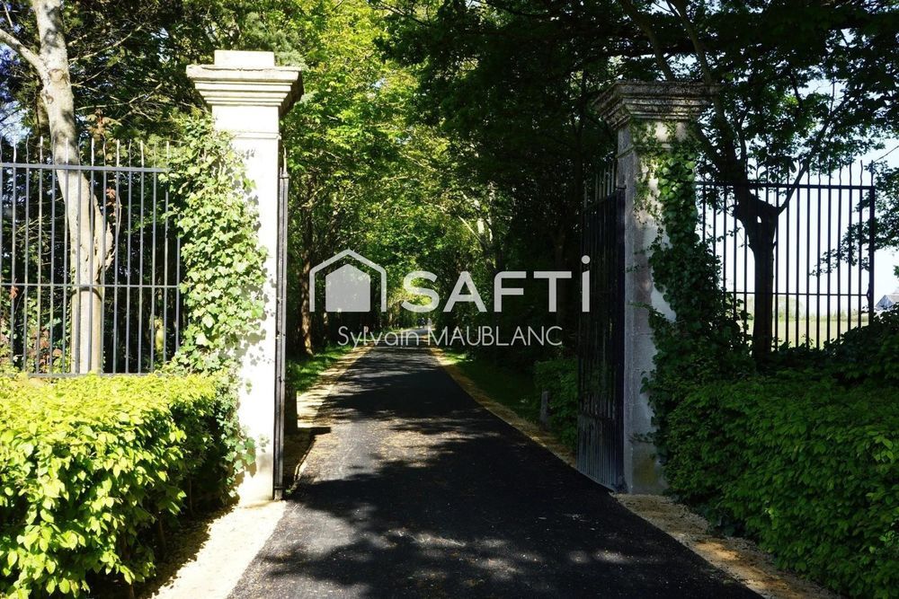 � vendre  Maison Charentonnay (18140)