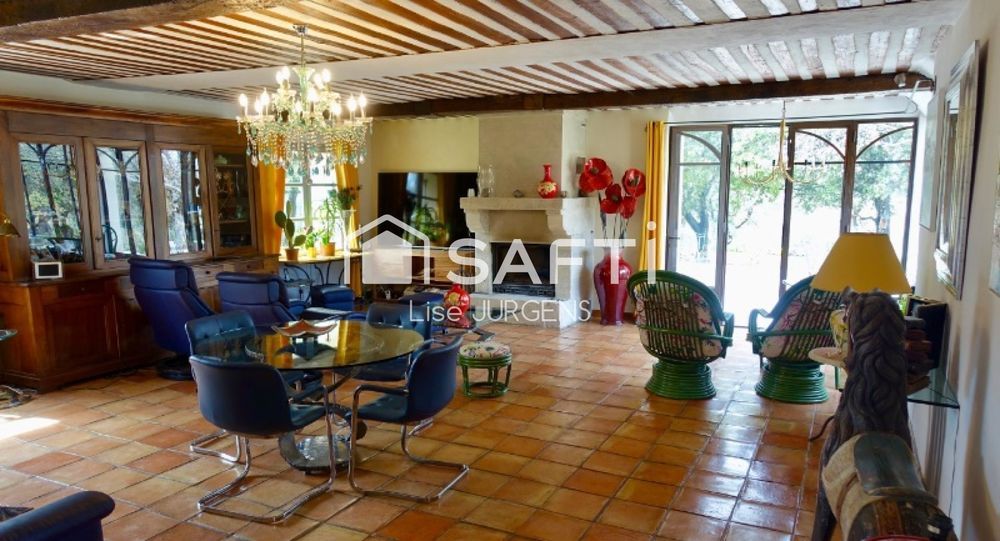 � vendre  Maison Venasque (84210)