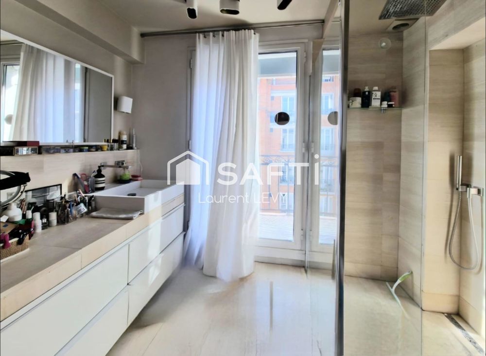 � vendre  Appartement Paris 11