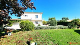  Maison � vendre 9 pi�ces 218 m�