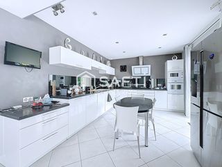  Maison � vendre 6 pi�ces 185 m�