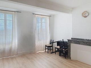  Maison � vendre 10 pi�ces 150 m�