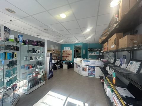 Fond de commerce informatique en parfait &eacute;tat 64000 44450 Divatte-sur-loire