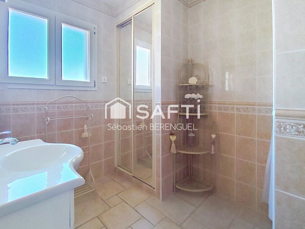 � vendre  Maison Caux (34720)