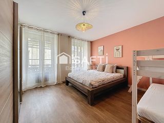  Immeuble � vendre 132 m�