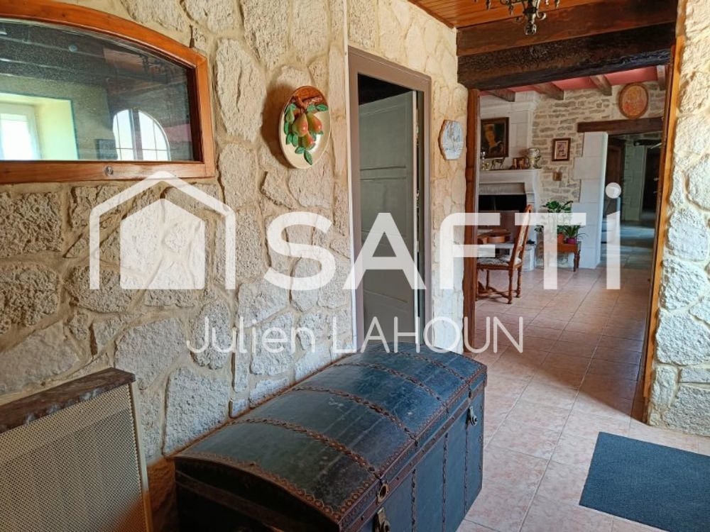 � vendre  Maison Villefagnan (16240)