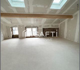  Immeuble � vendre 243 m�