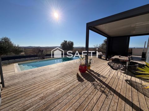   VILLA CONTEMPORAINE DE 172 M� SUR UN TERRAIN PAYSAG� DE 803 M� AVEC PISCINE ET GARAGE Maison - 4 pi�ce(s) - 172 m�