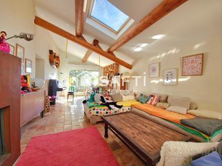  Maison � vendre 6 pi�ces 220 m�