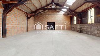  Parking / Garage � vendre 303 m�