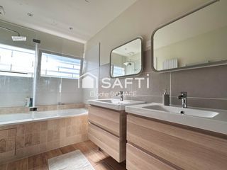  Maison � vendre 6 pi�ces 166 m�