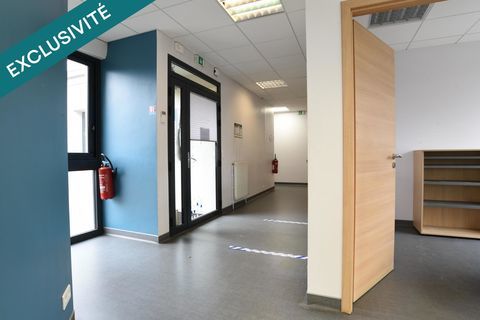 Ancien cabinet m&eacute;dical 499000 25000 Besancon