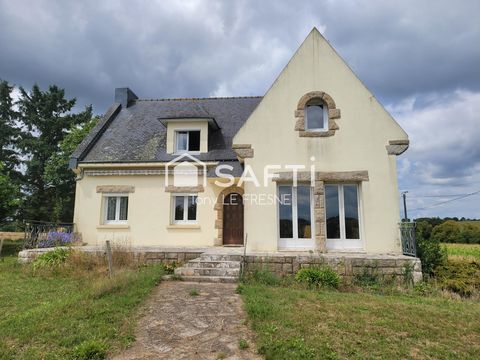  MAISON INDIVIDUELLE 6 CHAMBRES DE 145 M� ENVIRON SUR SOUS SOL AVEC UN TERRAIN DE 4500M� Maison - 8 pi�ce(s) - 140 m�