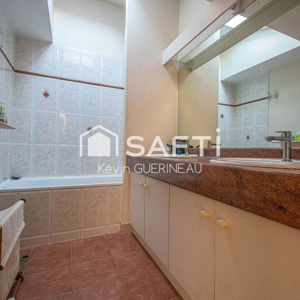 � vendre  Appartement Bordeaux (33000)