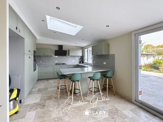  Maison � vendre 8 pi�ces 255 m�