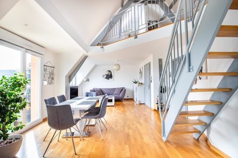   Sublime Appartement T3 Duplex Mansard� de 70 m� Appartement - 4 pi�ce(s) - 96 m�