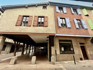  Immeuble � vendre 377 m�