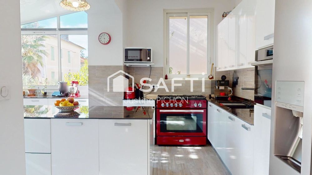 � vendre  Maison Hy�res (83400)