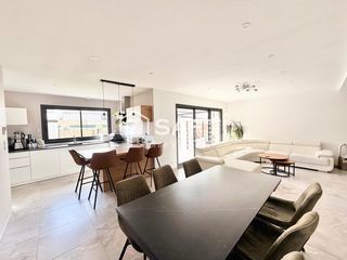  Maison � vendre 6 pi�ces 160 m�