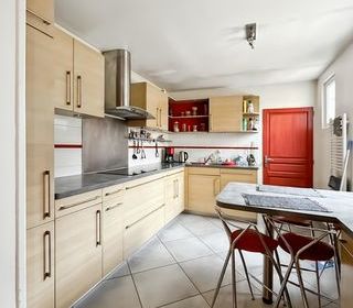  Maison � vendre 8 pi�ces 240 m�