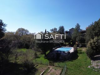  Maison � vendre 8 pi�ces 205 m�