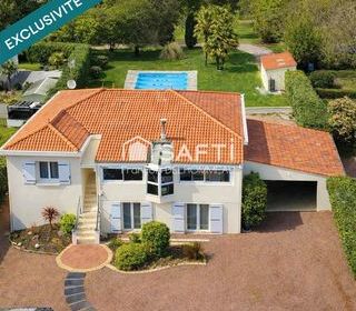  Maison � vendre 9 pi�ces 207 m�