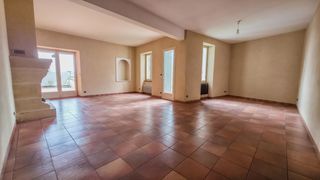  Maison � vendre 9 pi�ces 228 m�