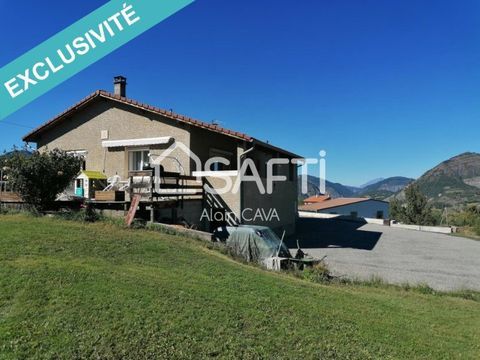   Maison traditionnelle de 150m� avec garage et d�pendance en sous sol sur 2476m� de terrain clotur� Maison - 4 pi�ce(s) - 150 m�